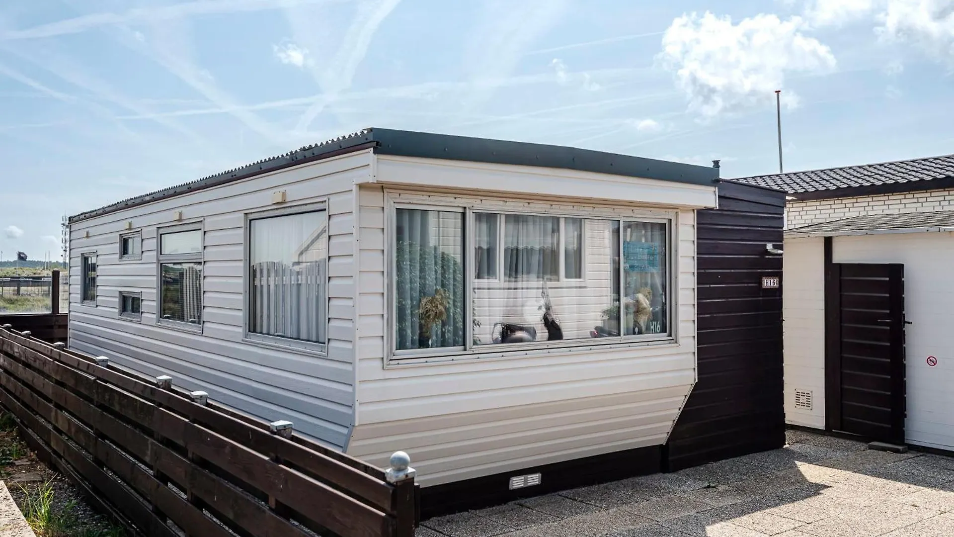 Family Chalet With Terrace And Parking زاندفورت